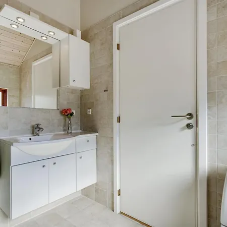 Feriehus Biaver - 350m From The Sea By Interhome Bøtø By
